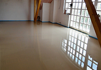 Lité podlahy, anhydritové podlahy, samonivelační potěr